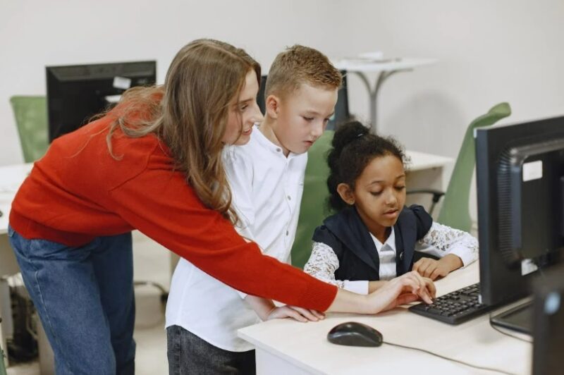 Cómo usar Microsoft Office gratis estudiantes