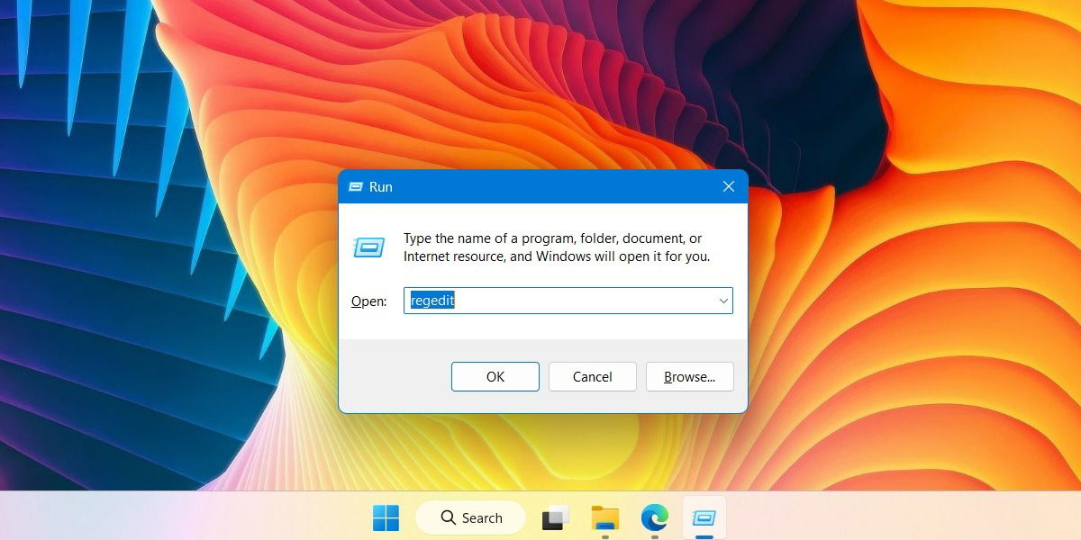 Ouvrir Regedit dans le menu Exécuter de Windows 11.